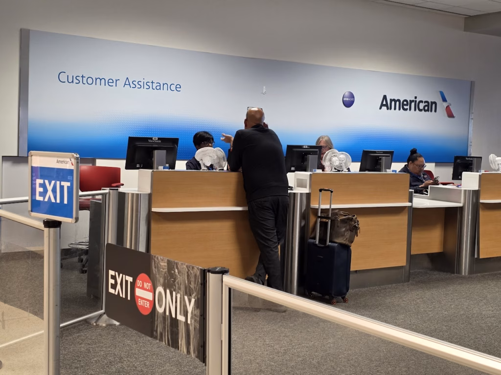 Oficinas y atención presencial de American Airlines en Colombia