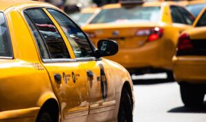 como-trabajar-de-taxista-en-Estados-Unidos