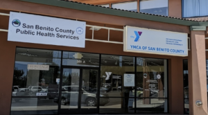 Oficina AAA Insurance en Hollister California